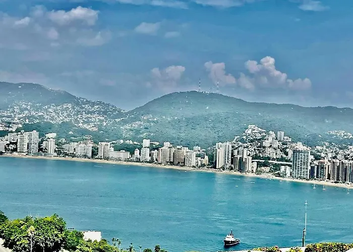 Hermosa Vista A La Bahia